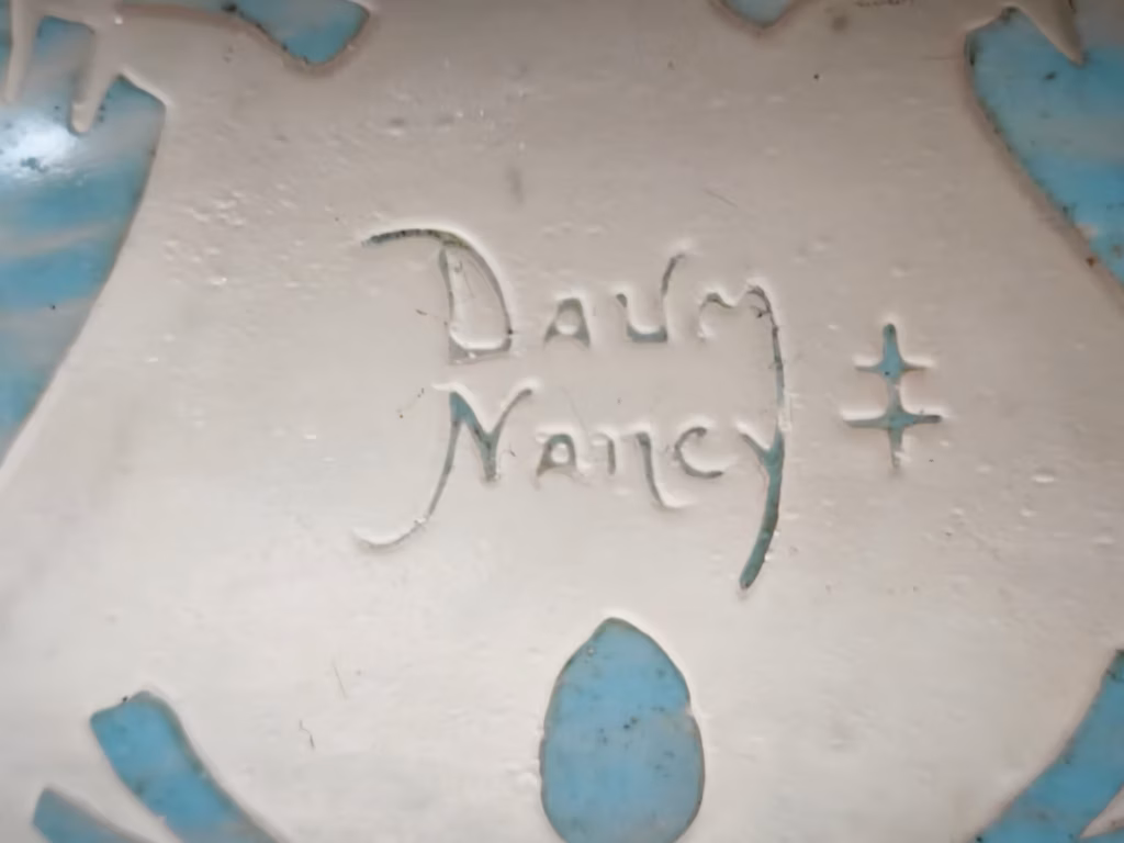 Signature Daum Nancy sur le lustre