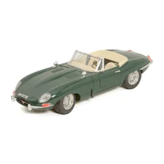 Voiture miniature Bburago 1/18 Jaguar Type E Cabriolet 1961 vert anglais vue de face