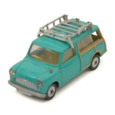 Voiture miniature Corgi Toys Austin Mini Countryman turquoise vue de trois quarts avant
