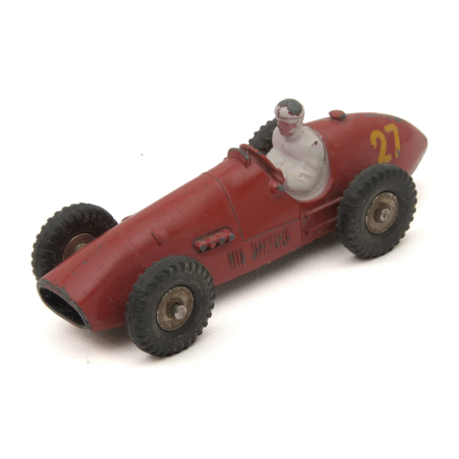 Voiture miniature Dinky Toys 23J Ferrari rouge numéro 27 vue de trois quarts avant