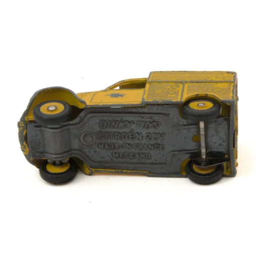 Châssis de la miniature Dinky Toys Citroën 2CV Made in France Meccano