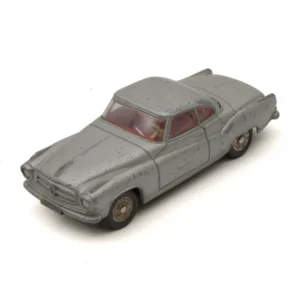 Voiture miniature Dinky Toys Borgward Isabella grise vue de trois quarts avant