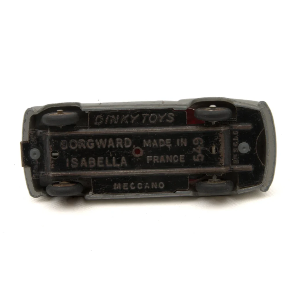Châssis de la miniature Dinky Toys 549 Borgward Isabella Made in France