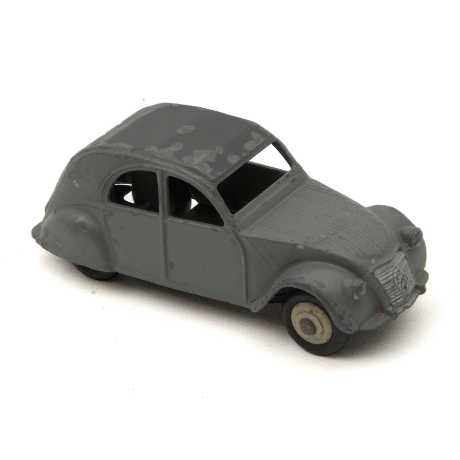 Miniature Dinky Toys Citroën 2CV grise vue de trois quarts avant