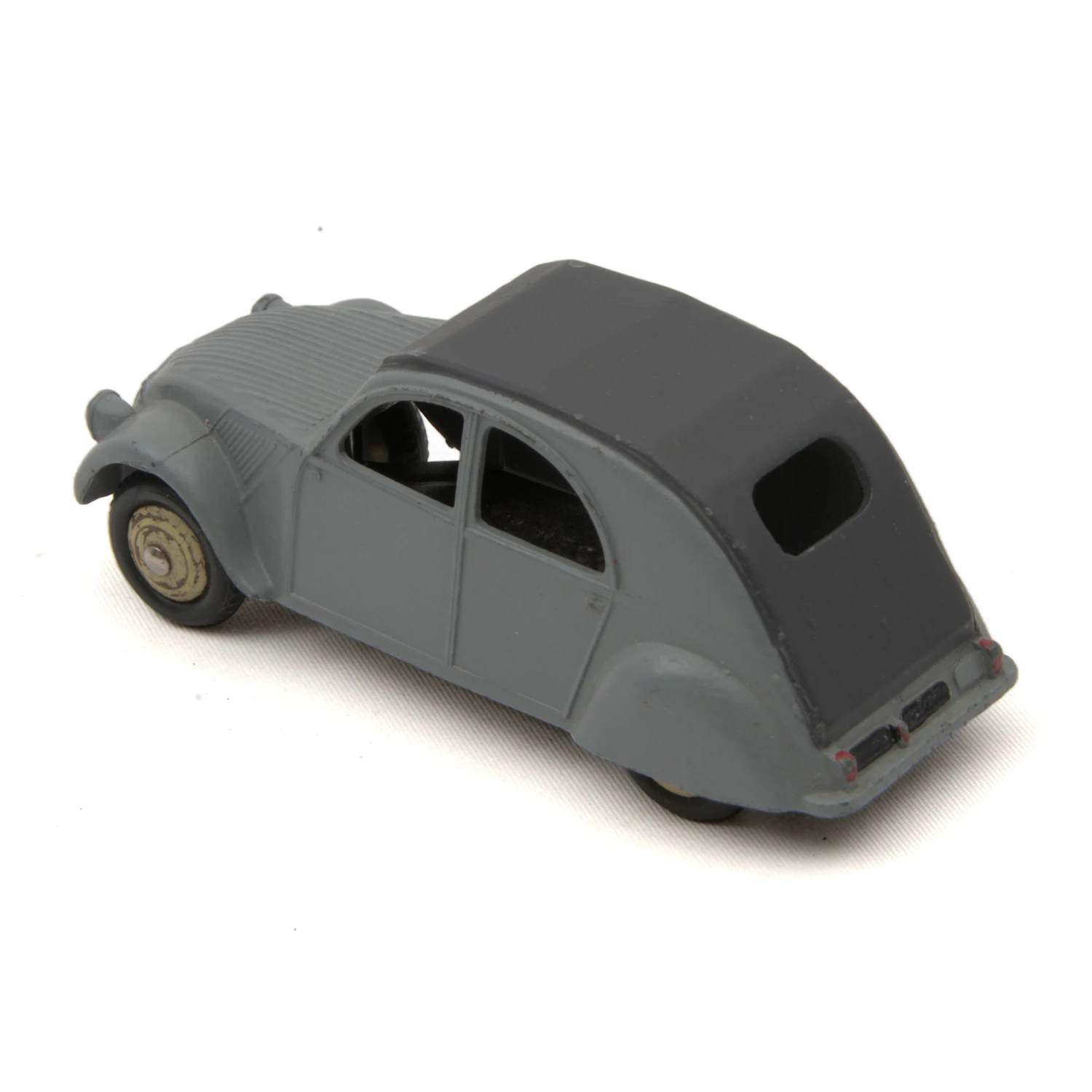 Miniature Dinky Toys Citroën 2CV grise vue de 3/4 arrière montrant l