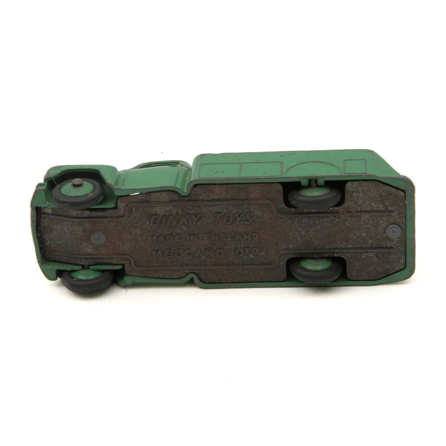 Camion citerne miniature Dinky Toys Studebaker vert