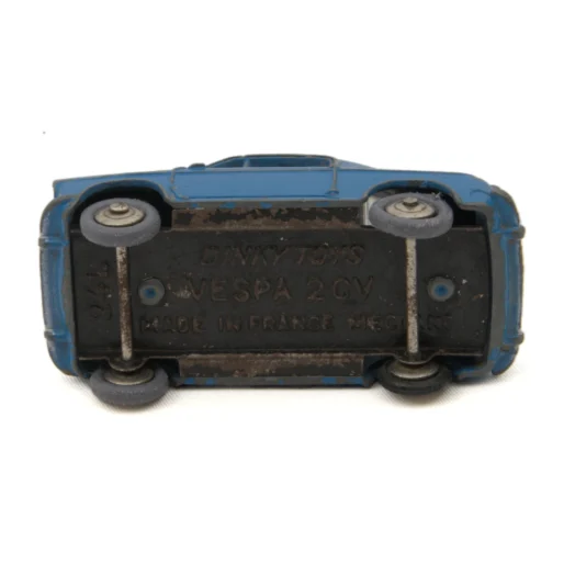 Châssis de la miniature Dinky Toys Vespa 400 avec inscriptions Made in France Meccano 24 L