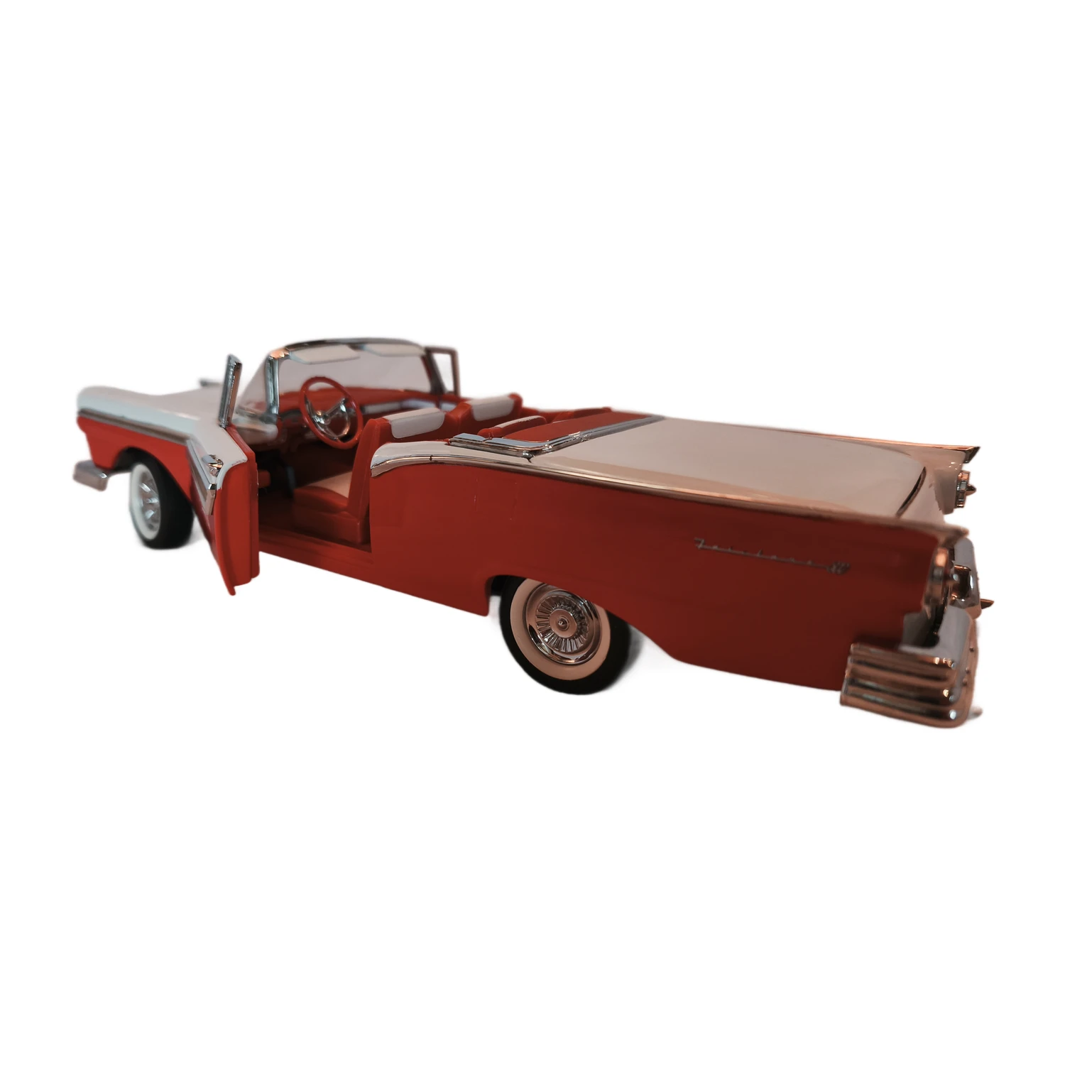 Vue arrière de la miniature Ford Fairlane 500 avec portière conducteur ouverte