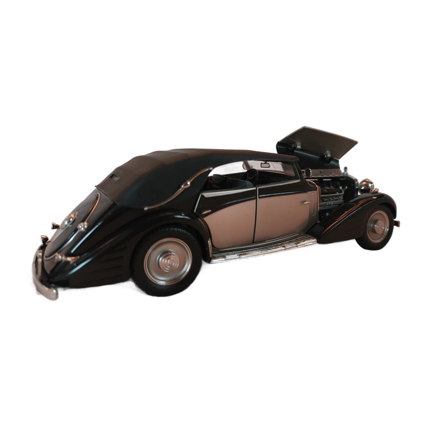 Voiture miniature Franklin Mint Maybach Zeppelin avec capot ouvert