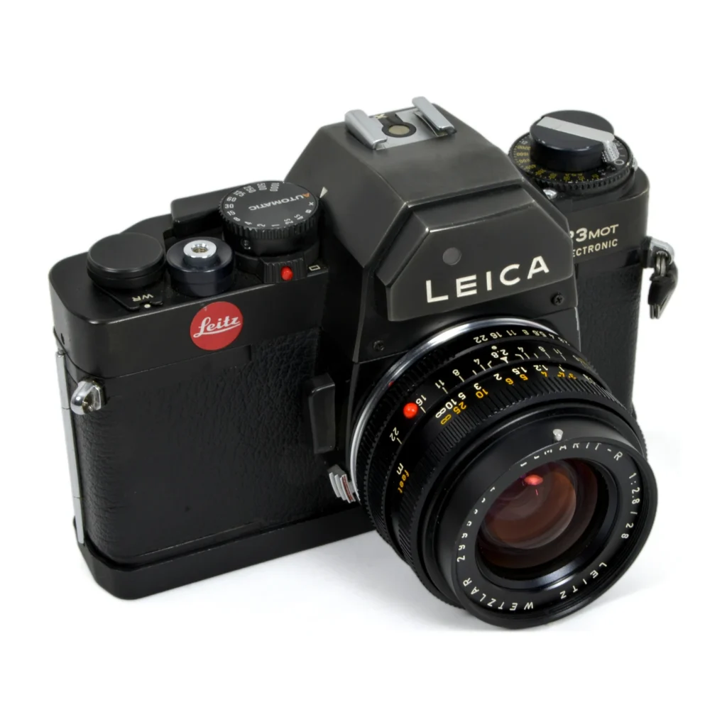 Appareil photo reflex argentique Leica R3 MOT Electronic noir de face avec objectif