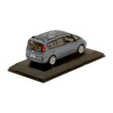 Miniature Renault Espace IV Initiale 2002 bleue sur socle vue de 3/4 arrière