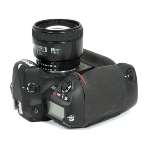 Vue de dessus du Nikon D2H montrant les commandes