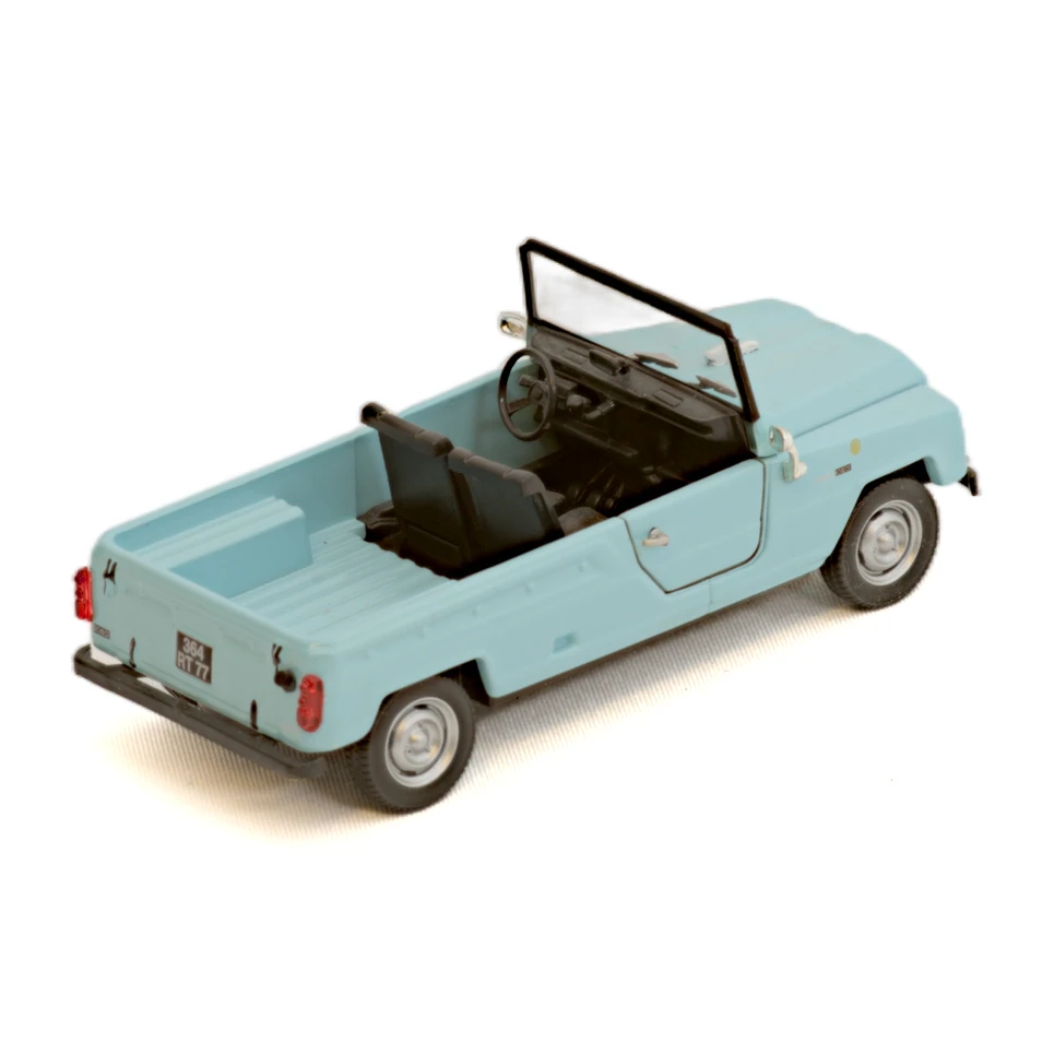 Miniature Norev Renault Rodeo 1/43 bleu ciel vue de trois quarts arrière