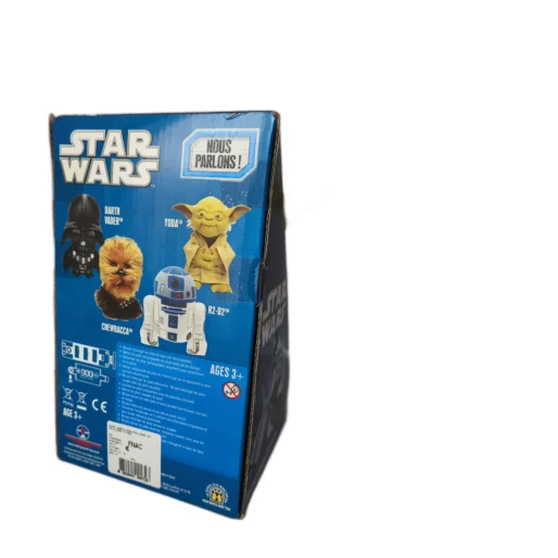 Côté de la boîte de la peluche Yoda avec illustration de Clone Trooper