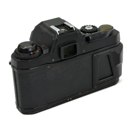 Vue arrière du boîtier Pentax Program A montrant des traces d'usure sur les bords