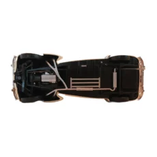 Vue du dessous du châssis de la voiture miniature