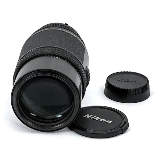Objectif Nikon AF-Nikkor 200mm f/3.5 ED-IF de face