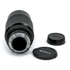Objectif Nikon AF-Nikkor 200mm f/3.5 ED-IF vue arrière