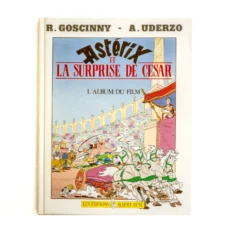 Couverture de l'album du film Astérix et la surprise de César