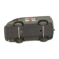 Châssis noir de la miniature Dinky Toys 80 F avec l'inscription Made in France Meccano