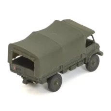 Vue arrière du camion Dinky Toys Unimog avec sa bâche en plastique vert et décalcomanie