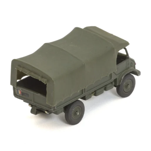 Vue arrière du camion Dinky Toys Unimog avec sa bâche en plastique vert et décalcomanie