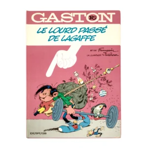 Couverture de la BD Gaston R5 Le lourd passé de Lagaffe par Franquin