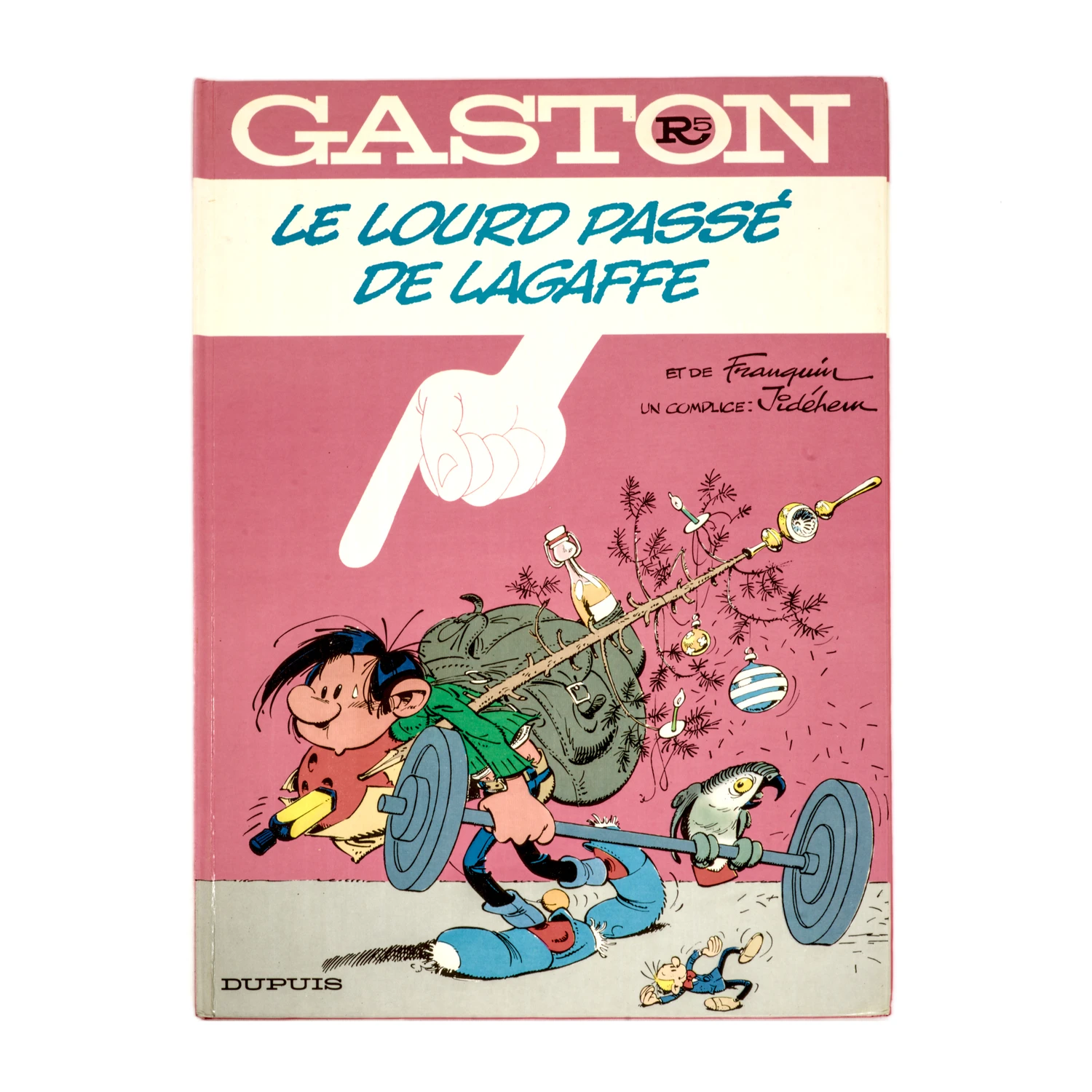 Couverture de la BD Gaston R5 Le lourd passé de Lagaffe par Franquin