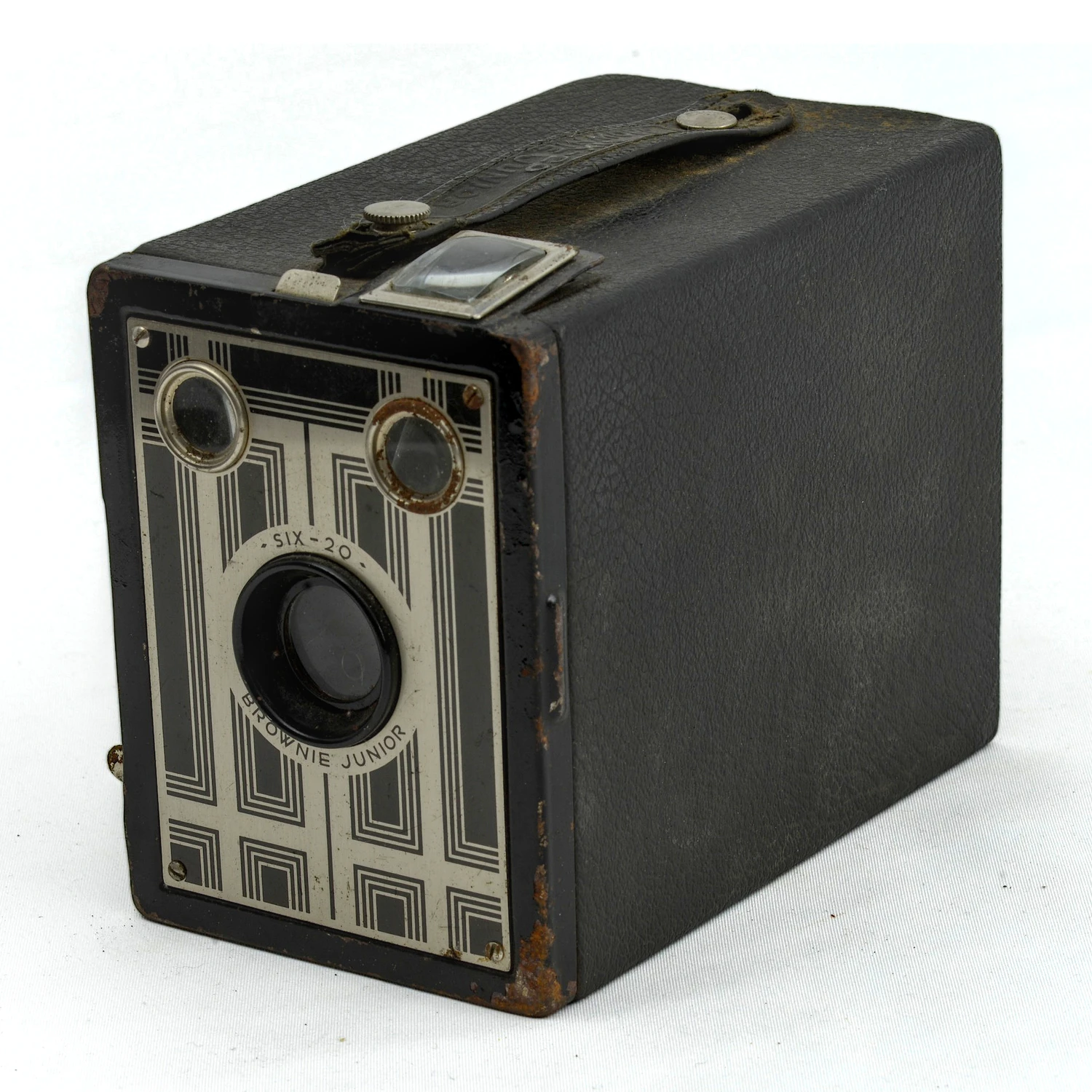 Appareil photo box Kodak Six-20 Brownie Junior de face avec façade Art Déco