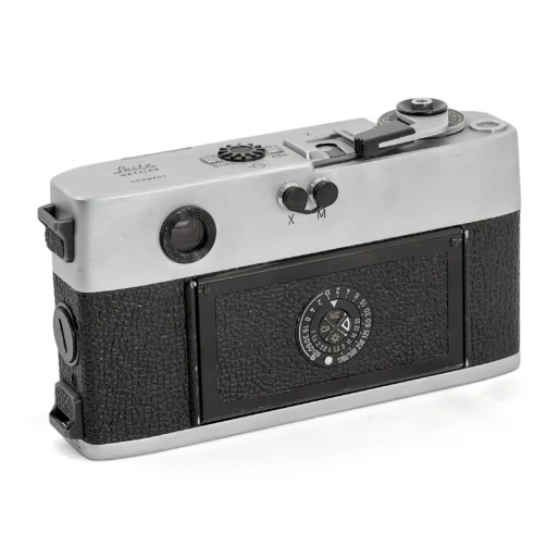 Leica M5 chrome avec objectif Summicron 50mm f/2 DR de derrière