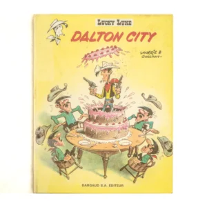 Couverture de la bande dessinée Lucky Luke Dalton City
