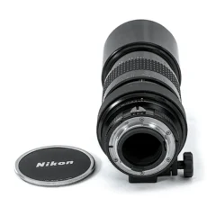 Objectif Nikon AI Nikkor 300mm f/4.5 vue derrière
