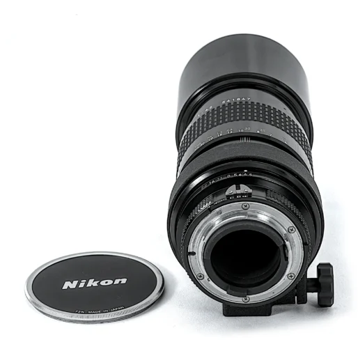 Objectif Nikon AI Nikkor 300mm f/4.5 vue derrière