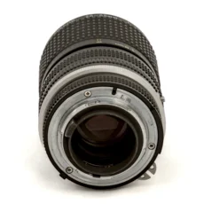 Monture arrière Nikon F de l'objectif manuel