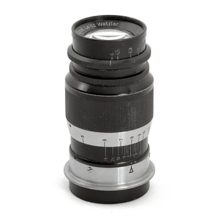 Objectif Leica Ernst Leitz Wetzlar Elmar 9cm f/4 de face avec échelle de profondeur de champ