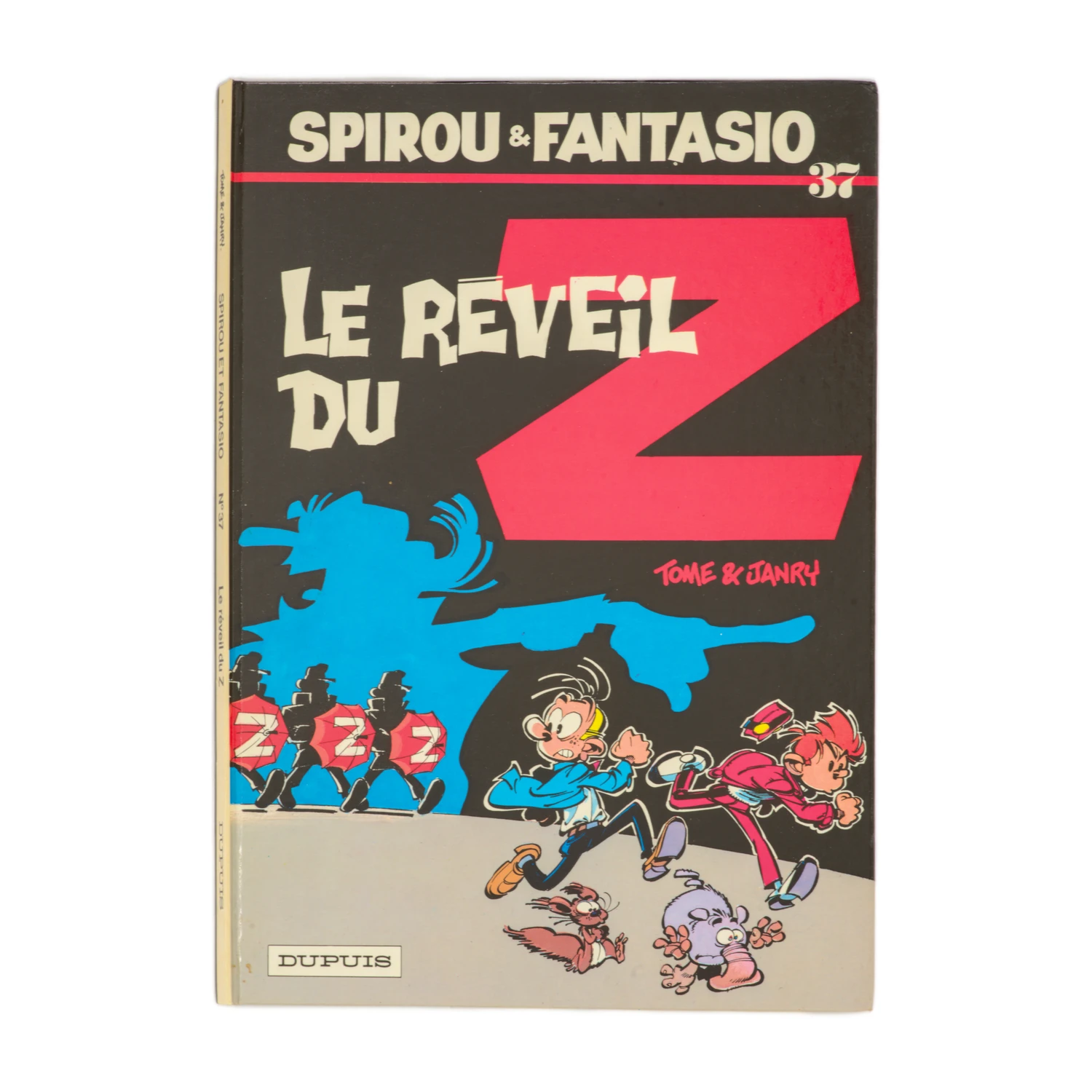 Couverture de la bande dessinée Spirou et Fantasio Tome 37 Le Réveil du Z par Tome et Janry
