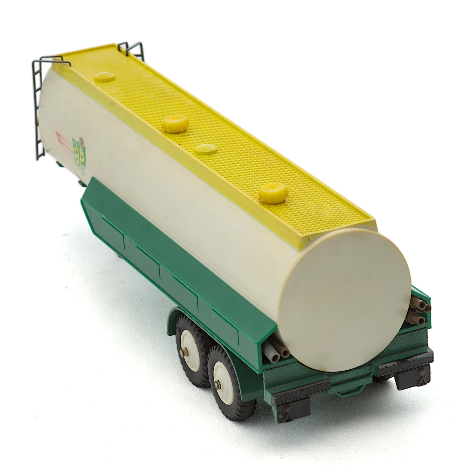 Vue arrière de la citerne Air BP Dinky Toys