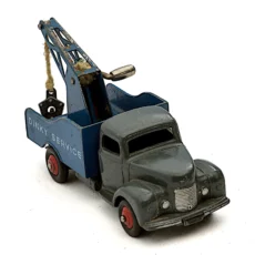 Dépanneuse miniature Dinky Toys 25x Commer grise et bleue