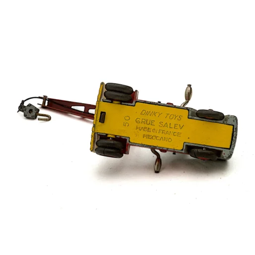 Châssis de la Grue Salev Dinky Toys 50 avec inscriptions Made in France et Meccano