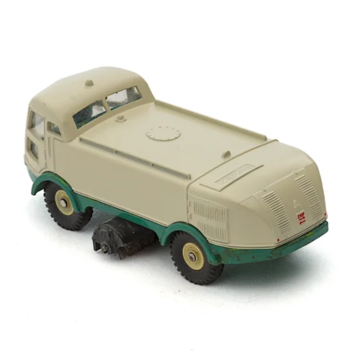 Miniature Dinky Toys 596 Balayeuse L.M.V. vue de trois quarts arrière