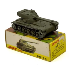 Boîte d'origine Dinky Toys 801 Char A.M.X. 13 T. avec le char miniature posé dessus