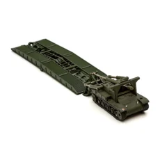 Char AMX Dinky Toys 883 avec le pont déployé sur le sol