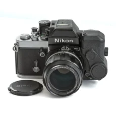 Nikon F2AS avec bouchon d'objectif